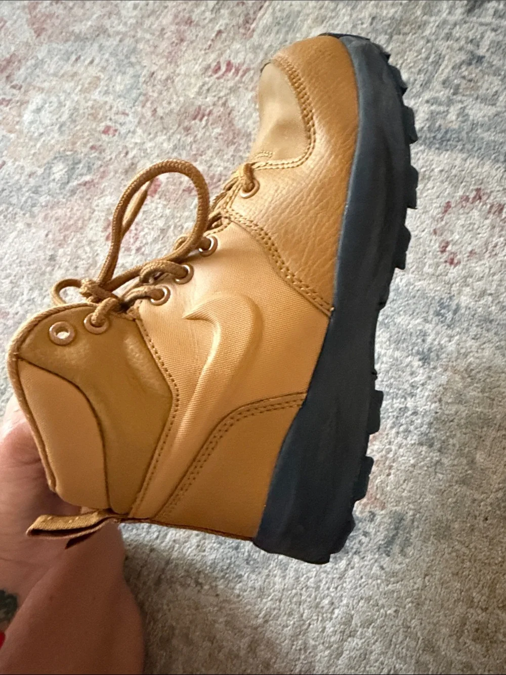Nike Kids Tan Hiking Boots - Sturdy Lace-Up Outdoor Shoes